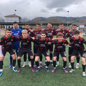 Zonguldak Süper Amatör lig 25.hafta karşılaşmasında Çaydeğirmeni  Belediyespor ile