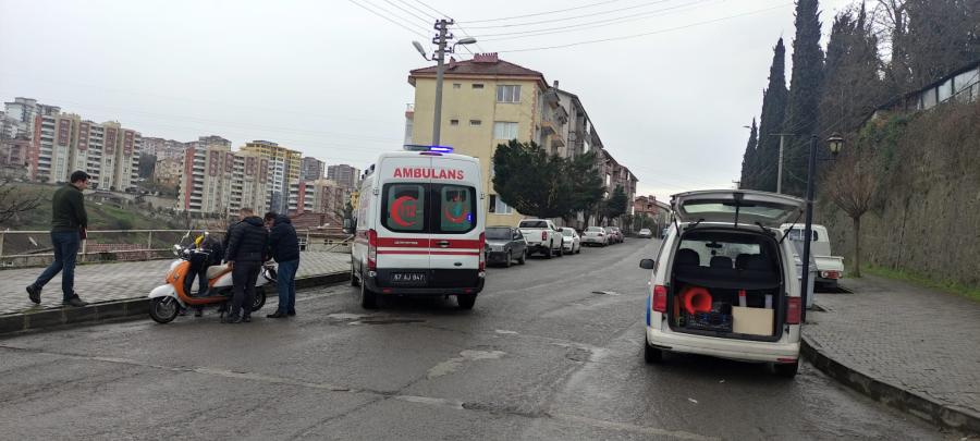 Zonguldak’ın Ereğli ilçesinde Hatip Mahallesinde kontrolden çıkan motosikletin sürücüsü kazada