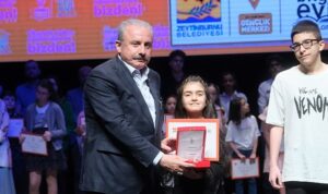 Zeytinburnu Belediyesi Bilgi Evleri’nin bu yıl 17’ncisini düzenlendiği “Geleneksel Kitap