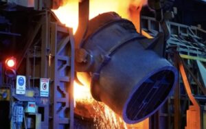 Edinilen bilgiye göre; Erdemir’de yüksek fırın zemininde çalışan yüklenici firmanın