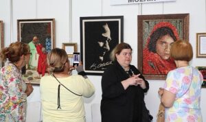 Antalya Büyükşehir Belediyesi Atatürk Sanat Eğitim Merkezlerinde (ATASEM) eğitim gören