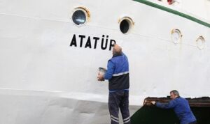 Büyükşehir’in bakıma alınan Atatürk Vapuru, onarım çalışmalarının tamamlanmasının ardından İzmit
