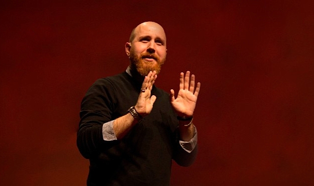 Başarılı Bir Dijital Dönüşüm İçin 6 Önemli Adım Dijital dönüşüm, işletmelerin günümüzün sürekli değişen teknolojik ortamında rekabetçi kalabilmeleri