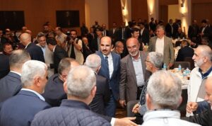 Konya’daki sivil toplum kuruluşlarının temsilcileri Konya Büyükşehir Belediye Başkanı Uğur