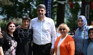 Kartepe Belediyesi tarafından üniversite sınavına girecek olan öğrenciler için düzenlenen