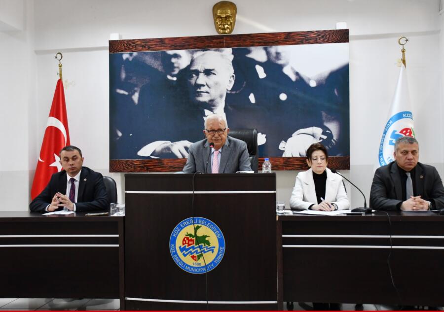 Posbıyık:“Ereğli’de asfaltsız yer bırakmayacağız.” Kdz.Ereğli Belediye Başkanı Halil Posbıyık Mayıs 2023 Meclis Toplantısı öncesi