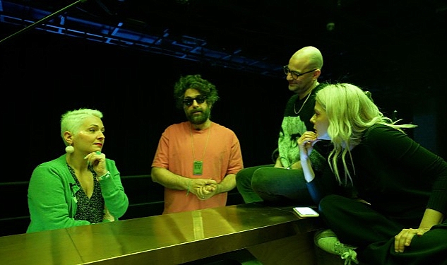 Zorlu PSM YouTube kanalında Zeynep Ocak’ın Zorlu PSM’nin sahne arkasında