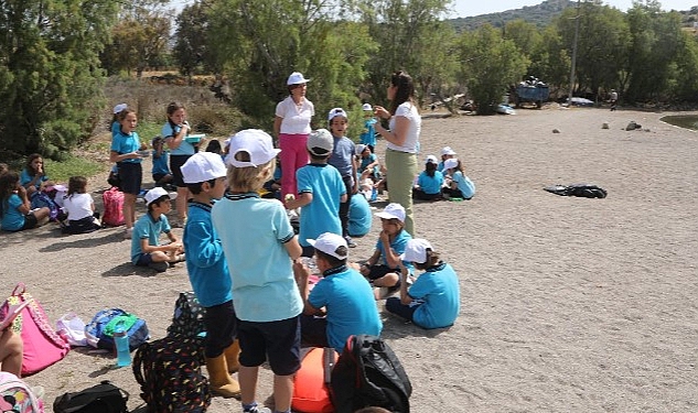 Bodrum Belediyesi çevreyi koruma bilincinin genç yaşlarda kazanılacağını savunurken çocuklara