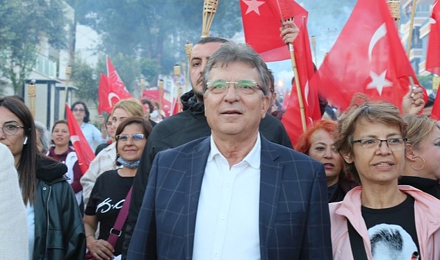 Edremit Belediye Başkanı Selman Hasan Arslan, gençlerin ve tüm vatandaşların