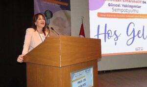 Nekrotizan enterokolit hastalığına dikkat çekmek, toplumda farkındalık oluşturmak amacıyla Ege