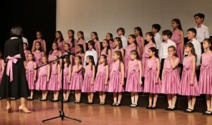 Lüleburgaz Belediyesi Sevgi Korosu 4. Çanakkale Çocuk Koroları Şenliği’nde ödülleri