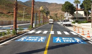 Muğla Büyükşehir Belediyesi 13 ilçede sürdürdüğü düzenli ve güvenli yol