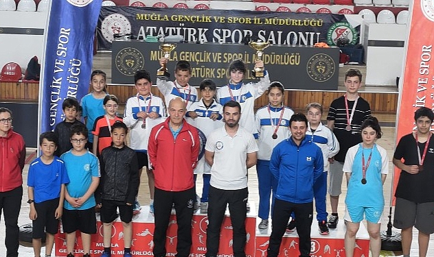 Muğla Büyükşehir Belediyesi Gençlik ve Spor Kulübü Masa Tenisi sporcuları