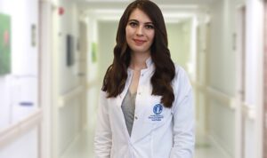 Obezite, yanlış beslenme ve hareketsiz yaşamın neden olduğu bir sağlık