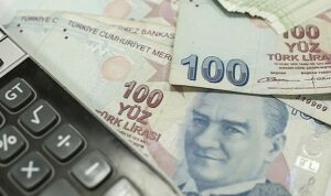 Yaz aylarının gelmesiyle birlikte dondurucular, klimalar da çalışmaya başlıyor.