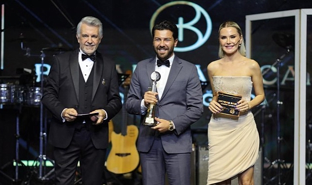 Bu sene rekor katılımla İstanbul'da düzenlenen Uluslararası Zirve Ödülleri, iş,