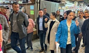 Efes Selçuk’un turistik köyü Şirince’de yerli ve yabancı ziyaretçiler için