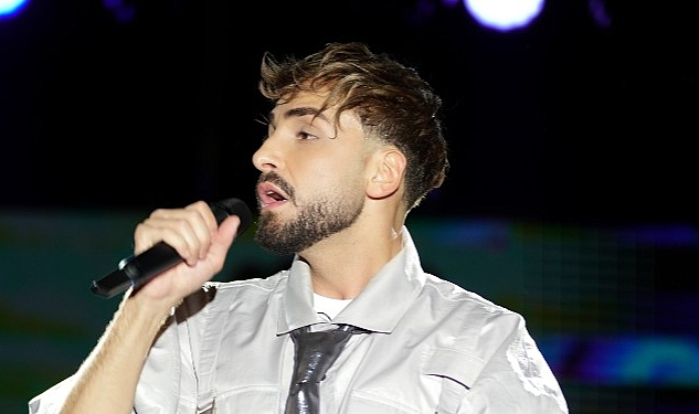 Ünlü Rapçi Sefo, 19 Mayıs Kutlamalarında Bodrum’da Coşkulu Bir Konser Verdi Ünlü rapçi Sefo, 19 Mayıs Atatürk'ü Anma ve Gençlik ve