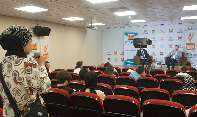 Yükseköğretim Kurumları Sınavı (YKS)’ye hazırlanan gençlerin son düzlükte yardımına Zeytinburnu