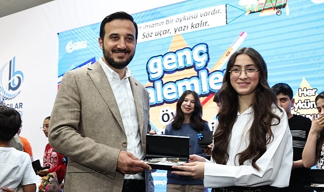 Bağcılar Belediyesi tarafından düzenlenen 2. Bağcılar Kitap Fuarı, bugün kapılarını