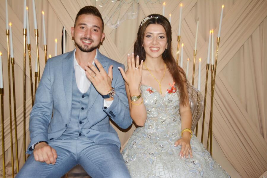 KARDEŞLER KUYUMCULULUK RECEP CAN EVLENİYOR Kdz.Ereğli’nin tanınmış Esnaflarından Kardeşler Kuyumculuk Sahiplerinden Güler - Ersan Can