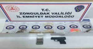 Zonguldak’ta polis ekiplerince düzenlenen uyuşturucu operasyonunda 8 şüpheli yakalandı. Zonguldak’ta