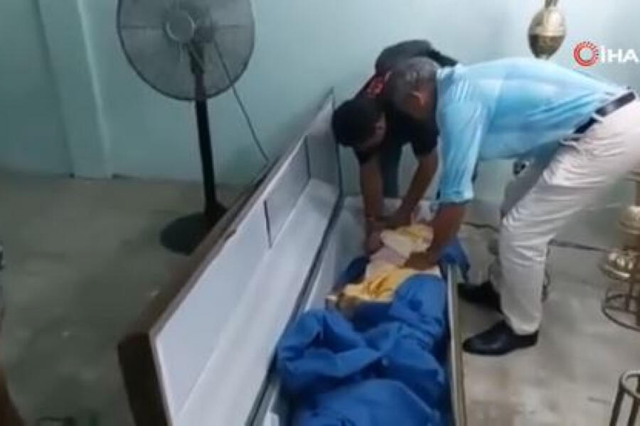 Cenaze töreni için tabuta konulan kadın nefes alırken bulundu Ekvator’da 76 yaşındaki Bella Montoya öldüğü gerekçesiyle cenaze töreni için