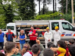 Zonguldak’ın Ereğli İlçesinde Çevreme Duyarlıyım, Değerlerime Sahip Çıkıyorum (ÇEDES) projesi