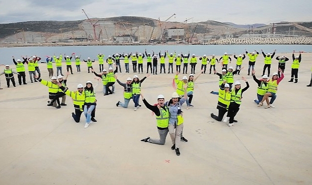 Akkuyu NGS Ekı̇bı̇ Yenı̇ Bir Vı̇deo Klı̇pte Rol Aldı 01 Haziran 2023, Büyükeceli, Mersin, Türkiye. Mersin’de inşası devam eden