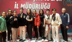 Canik Belediyespor Kulübü sporcuları Taekwondo İl Seçmelerinde madalyaları topladı.