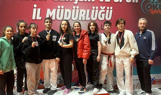 Canik Belediyespor Kulübü sporcuları Taekwondo İl Seçmelerinde madalyaları topladı.