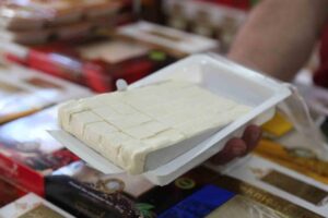 Kastamonu’da, coğrafi işaret belgesi alarak lezzetini tescilleyen çekme helva, Kurban