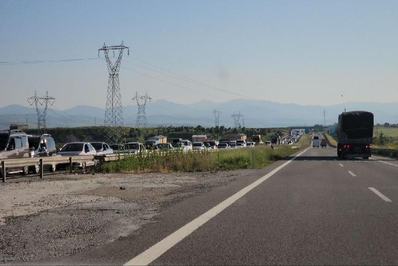 Kurban Bayramı tatilini memleketlerinde geçirmek isteyenler, İstanbul’u Karadeniz kentlerine bağlayan