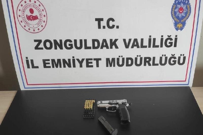 Zonguldak’ın Ereğli ilçesinde bir düğün konvoyunda havaya ateş açan üç