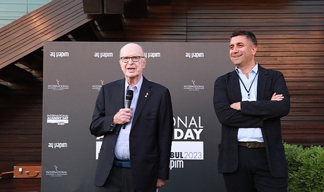 Birçok önemli yapıma imzasını atan Ay Yapım, dünya çapında özel