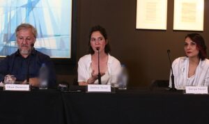 Nâzım Hikmet Kültürevi’nde Ferruh Başağa ve Defne Tesal’ın çalışmalarının yer