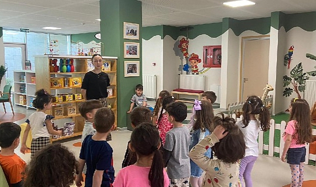 Muğla Büyükşehir Belediyesi Oyuncak Kütüphanesi açıldığı günden bu yana çocukların