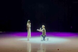 Bolu’da, farklı yaşlardan 160 kişinin sergilediği halk oyunları gösterisinde Halk