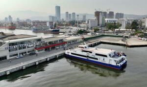 İZDENİZ’in “Rotamız Midilli” sloganıyla başlattığı İzmir – Midilli seferlerinde sezon