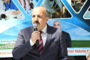 Kurban Bayramı öncesinde bilgilendirmede bulunan Kastamonu Veteriner Hekimler Odası Başkanı