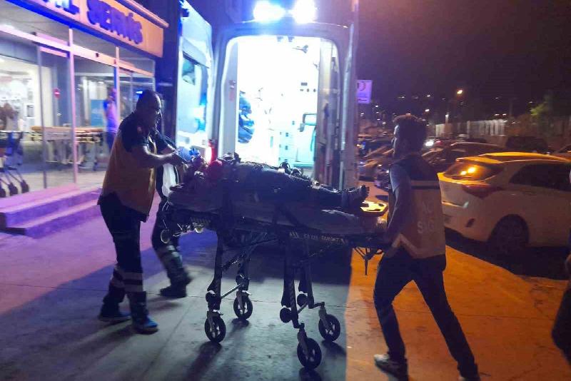 Zonguldak’ın Ereğli ilçesinde otomobilin çarptığı kadın ağır yaralandı. Kaza, gece