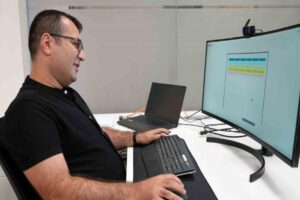 Karabük Üniversitesi Mühendislik Fakültesi Tıp Mühendisliği Kısmında vazifeli Dr. Öğr.