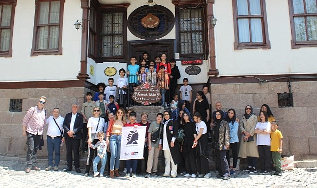 TİKAV, El Ele Birlikteyiz projesi ile deprem bölgesinden gelen öğrenci