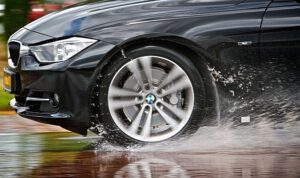 Premium lastik üreticisi ve teknoloji şirketi Continental markalarından Uniroyal RainSport