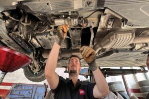 Kurban Bayramı tatilinde araçları ile uzun yola çıkacak vatandaşlar oto