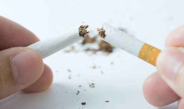 Sigara grupları zam oranlarını bir bir açıklarken, tüketiciler ve esnaflar