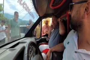 Kastamonu’nun Cide ilçesinde düzenlenen modifiyeli araç fuarında yaklaşık 400 modifiyeli