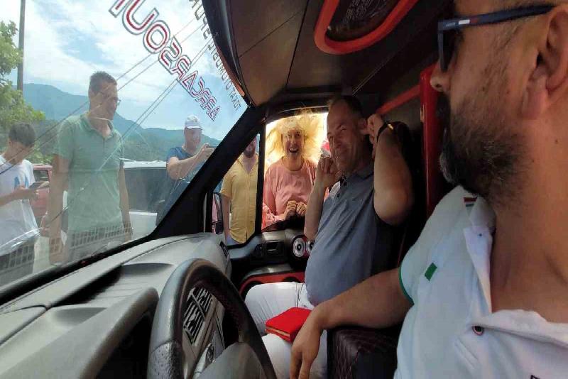 Kastamonu’nun Cide ilçesinde düzenlenen modifiyeli araç fuarında yaklaşık 400 modifiyeli