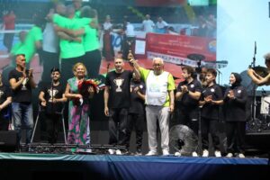 Uluslararası Sevgi, Barış, Dostluk Kültür ve Sanat Festivali kapsamında verilen