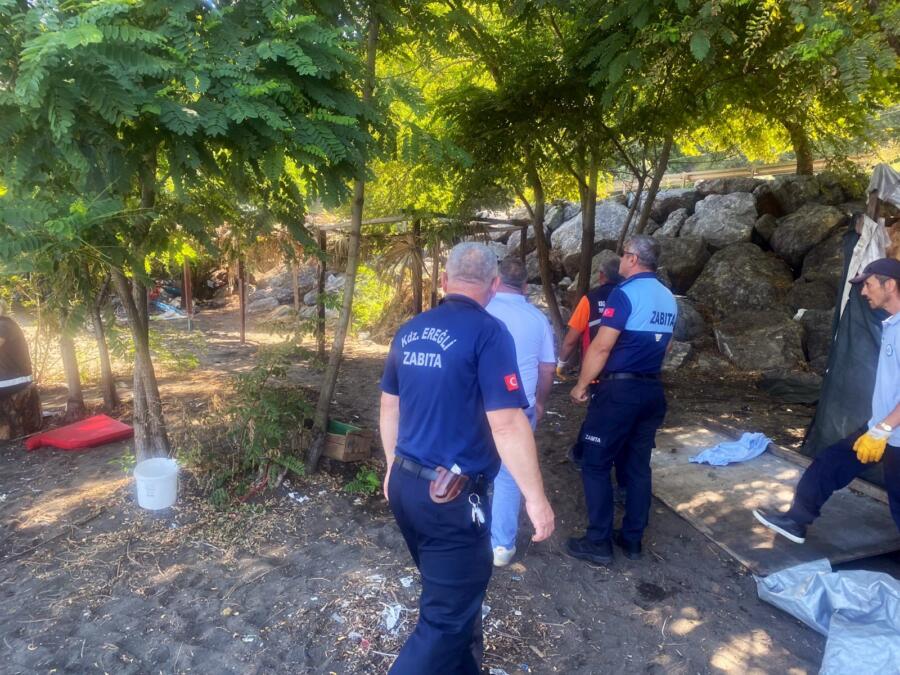 Kdz. Ereğli Belediyesi’nin sorumluluk sahası dışında bulunan Kıyıcak Mervealtı Plajı’nda